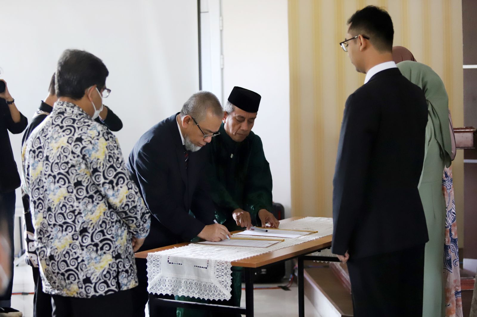 USK Luluskan 20 Dokter Spesialis Universitas Syiah Kuala